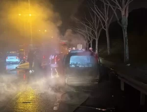 Esenler’de Araç Yangını: Yol Kapatıldı