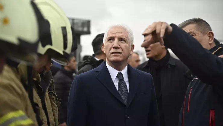 Fatih’te Restoran Yangını Kontrol Altına Alındı