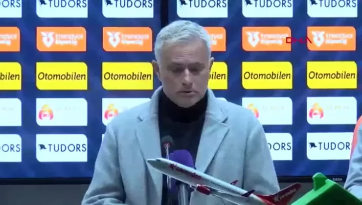 Fenerbahçe Teknik Direktörü Mourinho’dan Sakatlık Açıklamaları