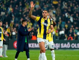 Fenerbahçe’de stoper krizi: Üç futbolcunun forma giyemeyeceği müddetler belirli oldu