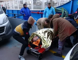 Feribottan Düşen Yolcu Kurtarıldı