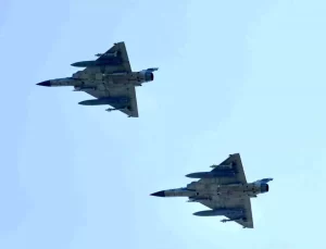 Fransa, Ukrayna’ya İlk Mirage 2000 Uçaklarını Teslim Etti