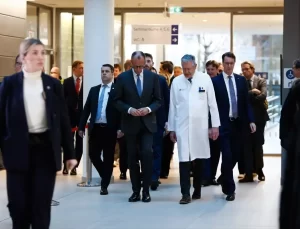 Friedrich Merz Köln’de Protesto Edildi