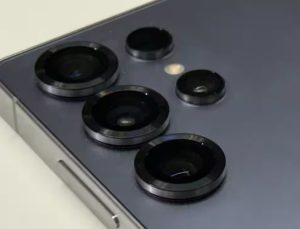 Galaxy S25 Ultra’nın gösterişli kamera halkası kolayca çıkarılabiliyor!