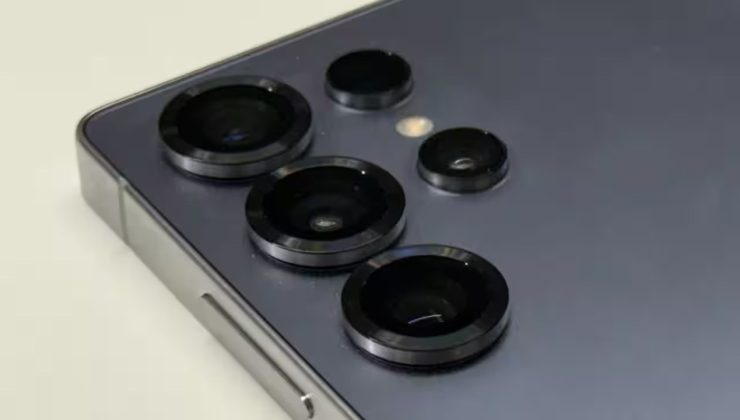 Galaxy S25 Ultra’nın gösterişli kamera halkası kolayca çıkarılabiliyor!