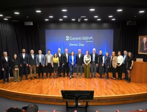Garanti BBVA’dan 8. Dönem Mezunları