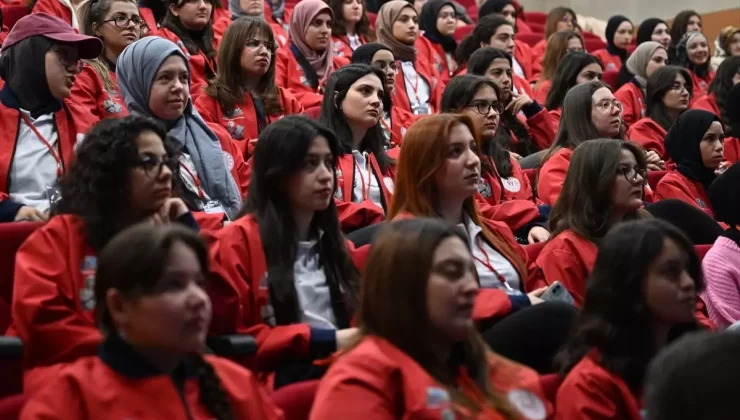Gaziantep’te Bilişim ve Yapay Zeka Kampı Başladı