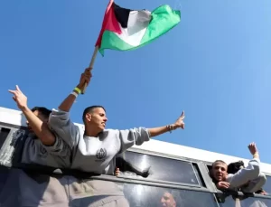 Gazze ateşkesinde serbest bırakılan 15 Filistinli mahkum Türkiye’ye geliyor