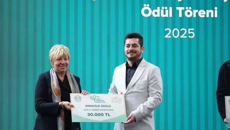 Gençler Tarımla Geleceği Şekillendiriyor