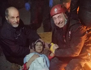 Gönüllü Kurtarıcı Cem Canbaz: Enkazın İçindeki Cehennemi Anlattı