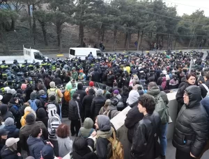 Gürcistan’da AB Yanlısı Protestolar Sürüyor