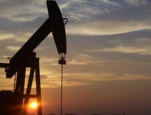 Ham petrol fiyatları yılın en düşük seviyesine geriledi