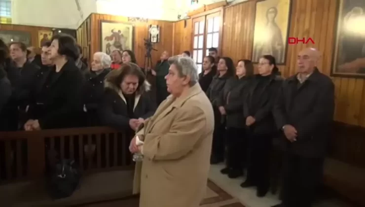 Hatay’da Depremde Hayatını Kaybedenler İçin Ayin Düzenlendi