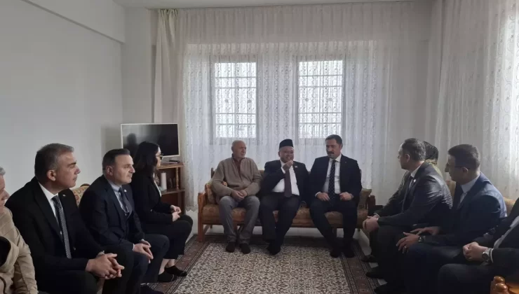 Hatay’da depremzedeler için yapımı tamamlanan Endonezya Köyü için tören