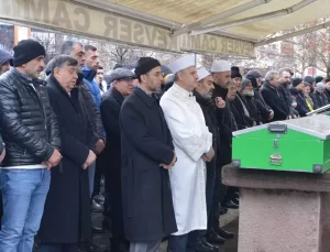 Havza’da Muhtarın Babası Son Yolculuğuna Uğurlandı