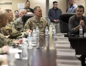 Hegseth, Texas Hududunda Göçmenlik Çalışmalarını İnceledi