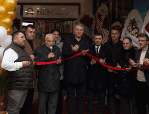 HEM Bahçe Mobilyaları görkemli bir açılışla başladı!