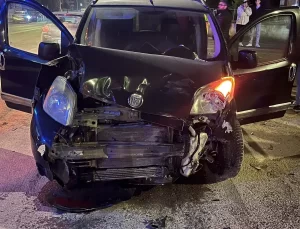 İnegöl’de Trafik Kazası: 4 Yaralı