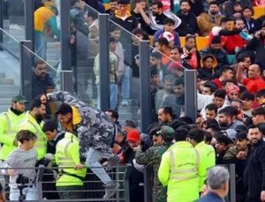 İran’da oynanan Persepolis-Traktör Sazi maçında 2 gözaltı