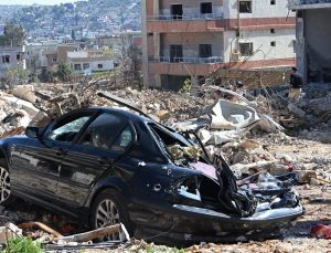 İsrail ateşkese karşın Lübnan’ın güneyini vurdu