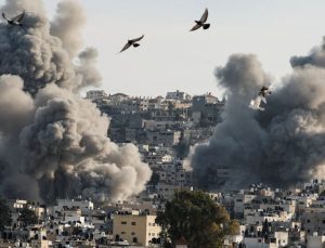 İsrail ordusundan Cenin’e saldırı: Patlayıcı döşeyerek evleri havaya uçurdu