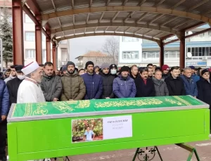 İsrail Saldırısında Hayatını Kaybeden Sezer Özdemir Kırşehir’de Defnedildi