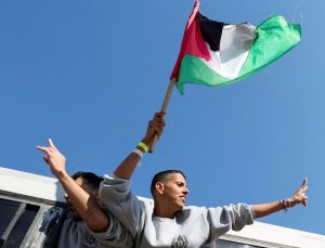 İsrail’in sürgün ettiği 15 Filistinli Türkiye’ye gelecek