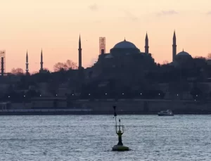 İstanbul’da Gün Batımında Kartpostallık Manzara