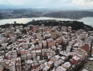 İstanbul’da Kar Yağışı Yerini Yağmura Bıraktı