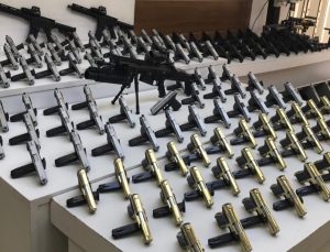 İstanbul’da örgütlere silah temin eden çeteye operasyon: 3 kişi tutuklandı