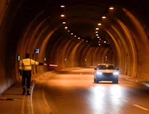 İzmir Büyükşehir Belediyesi, Konak Tüneli’nde 7/24 Güvenlik Denetimi Sağlıyor