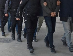 İzmir ve Manisa’da FETÖ operasyonu: 10 gözaltı