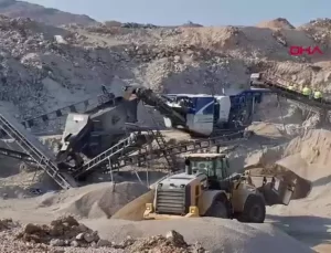 Japonya, Türkiye’deki Enkaz İdaresi İçin Dayanaklarını Sürdürüyor