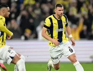 Kadıköy’de nefes kesen maç Fenerbahçe’nin! Beş gol, iki kırmızı, 1 penaltı…