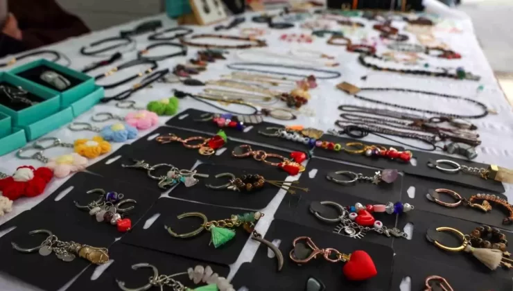 Kadın Emeği Pazarı, Depremzede Kadınlara Destek Oluyor