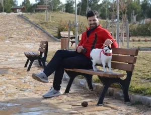 Kahramanmaraş Depremlerinin Ardından ‘Enkaz’ Kedisi