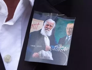 Kaligrafi Sanatçısı Etem Çalışkan Hayatını Kaybetti