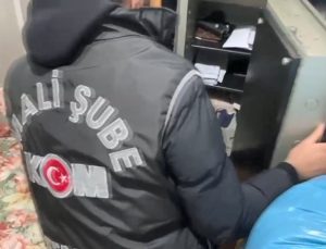 Kapalıçarşı’da kara para operasyonu: Başkan yardımcısı da gözaltında