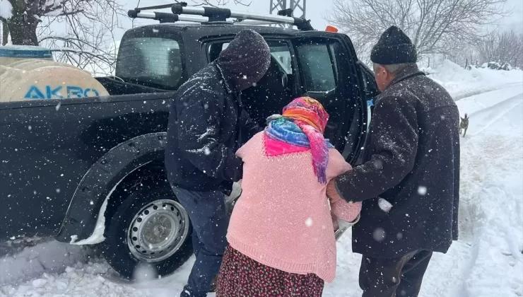 Karla Mücadele: Hasta Kadın Hastaneye Ulaştırıldı