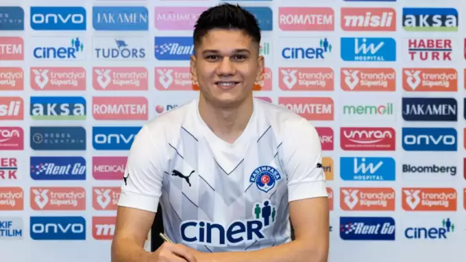 Kasımpaşa’da transferler peş peşe… Atakan Müjde imzayı attı