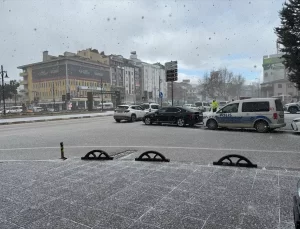 Kastamonu’da Kar Yağışı Ulaşımı Olumsuz Etkiliyor