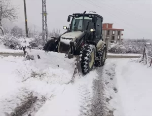 Kavak’ta Karla Mücadele Devam Ediyor