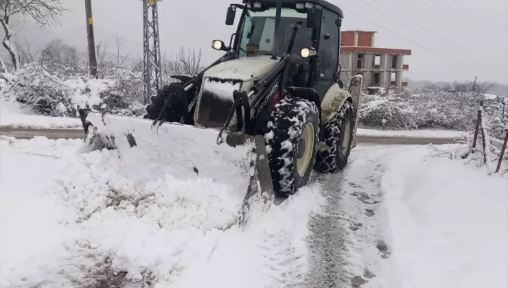 Kavak’ta Karla Mücadele Devam Ediyor
