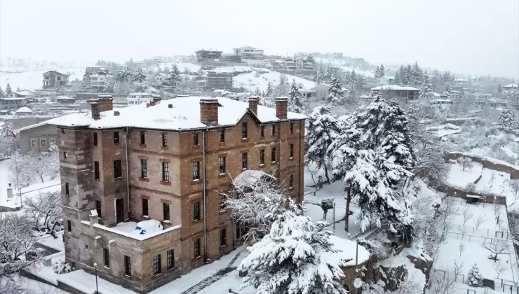 Kayseri’de Yoğun Kar Yağışı