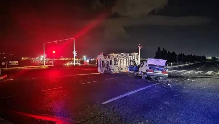 Kemalpaşa’da Trafik Kazası: 5 Yaralı