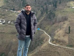 Kendi asker eğlencesinde kurşunların hedefi oldu