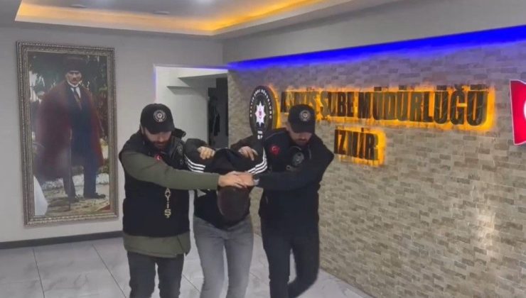 Kendisine borcu olan arkadaşını bıçaklayarak öldürdü