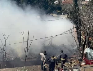 Kepez’de Müstakil Evde Yangın