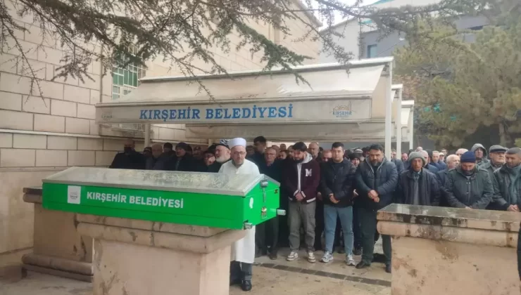 Kırşehir’de Motosiklet Kazası: Ahmet Tekin Hayatını Kaybetti