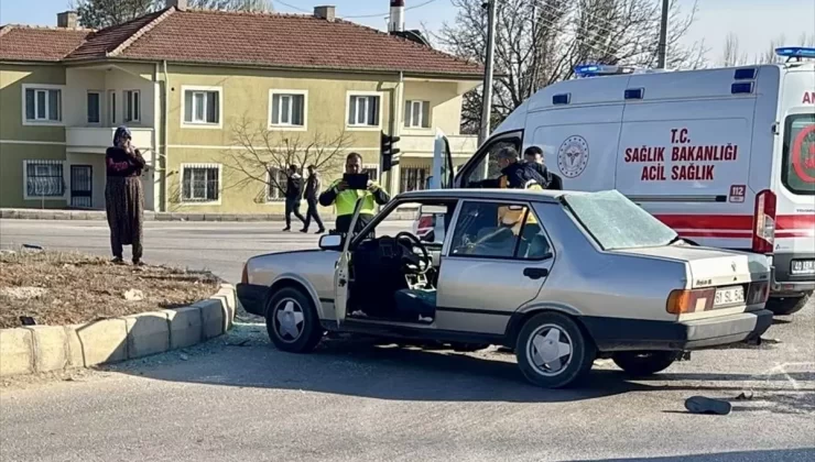 Kırşehir’de Trafik Kazası: 1 Ölü, 1 Yaralı